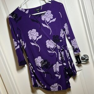 Alfani floral tunic. NWT. Size Small.